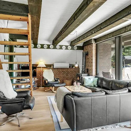 Paale - 200m To The Fjord By Interhome